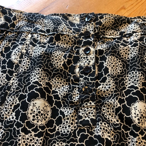 French Connection Mini Skirt. - Picture 6 of 10